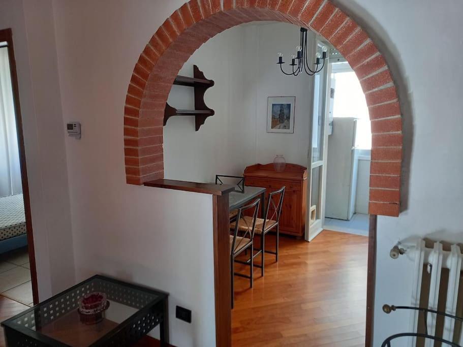 Casa Lola Lejlighed Livorno Eksteriør billede